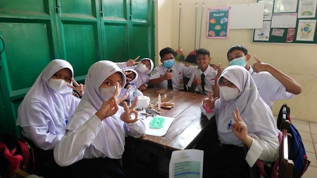 Problem Based Learning (PBL) Sistem Pencernaan – SMP Kelas 8 – Kelompok 2
