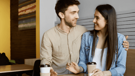 Berinvestasi Bersama Pasangan? Ini 7 Tips Jitu Meyakinkannya!