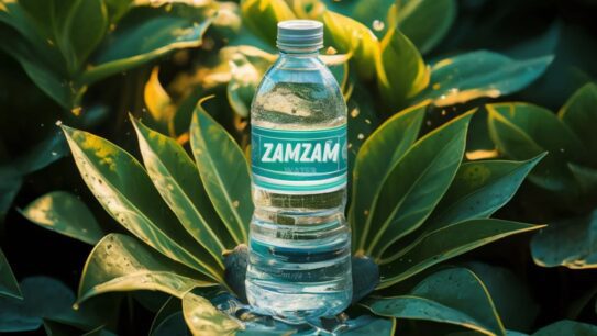 Air Zamzam dan Tips Menyimpannya agar Tetap Segar dan Berkah