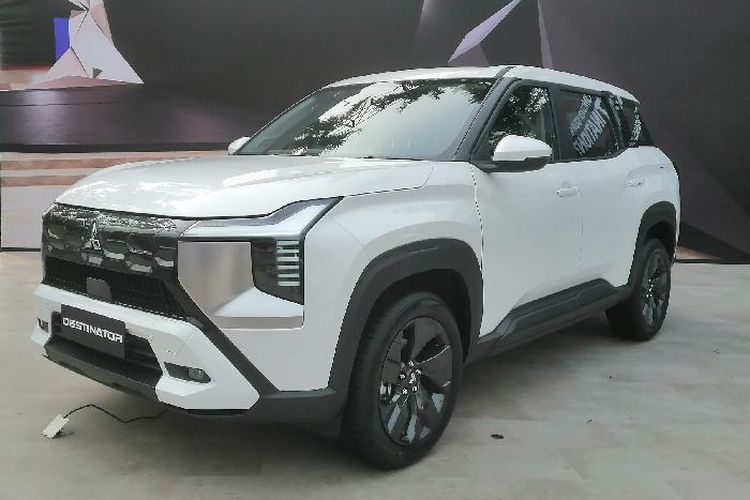Mitsubishi Destinator