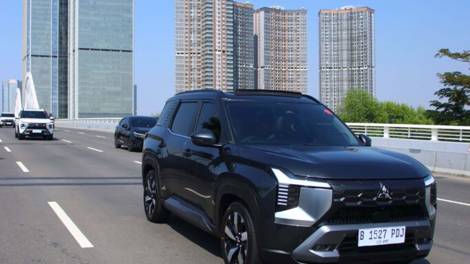 Pengalaman Pertama Mengemudi Mitsubishi Destinator di Jalan Raya