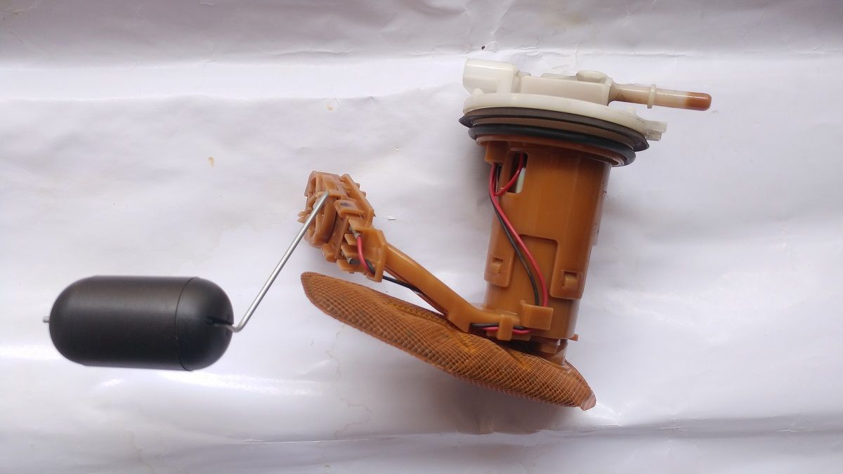 Memeriksa Kondisi Fuel Pump Motor Injeksi