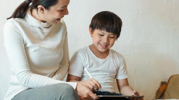 Cara Belajar Bahasa Inggris kepada Anak di Rumah