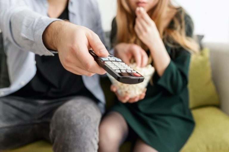 Quality Time Pasangan yang Sederhana Tapi Romantis