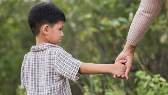 Bahasa Cinta Dibentuk dari Pola Asuh Orang Tua, Ini Penjelasannya Menurut Psikologi!