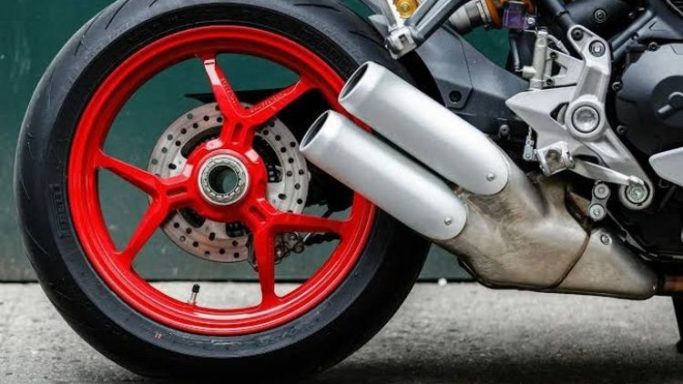 Pilih Velg Motor dengan Tepat untuk Kenyamanan dan Keamanan Berkendara